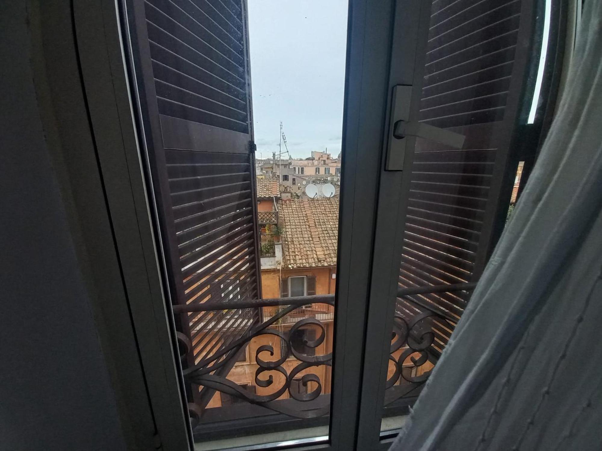 Tommy's House Apartment